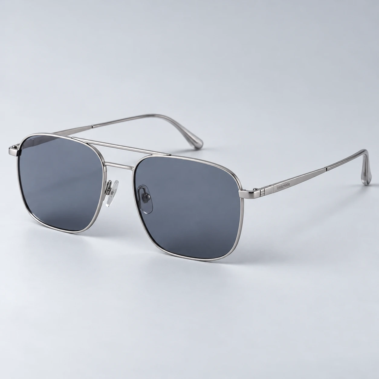 Orbit Navigator, Silver frame with gray blue lenses